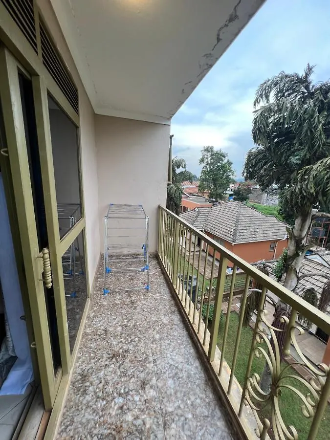 דירה קמפאלה Cozy Suites 3 אוגנדה